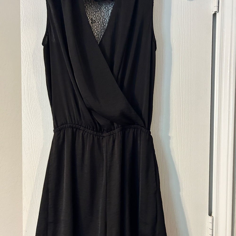 VILA Black Sleeveless V-Neck Mini Sundress